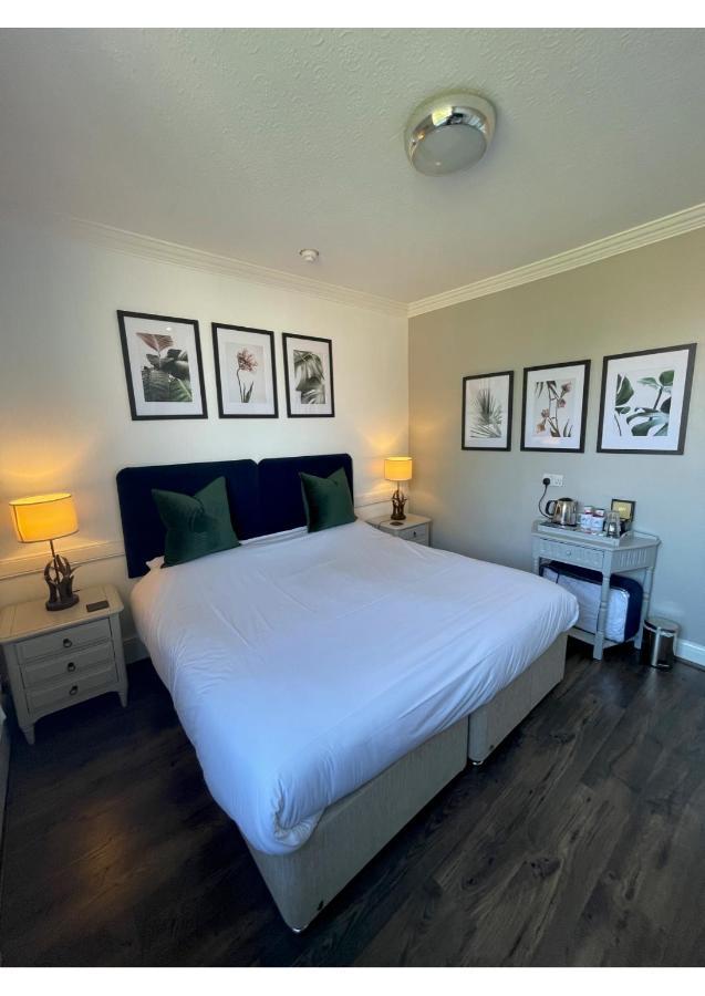 The Abbey Hotel Battle Luaran gambar