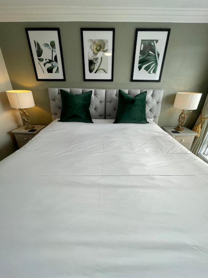 The Abbey Hotel Battle Luaran gambar
