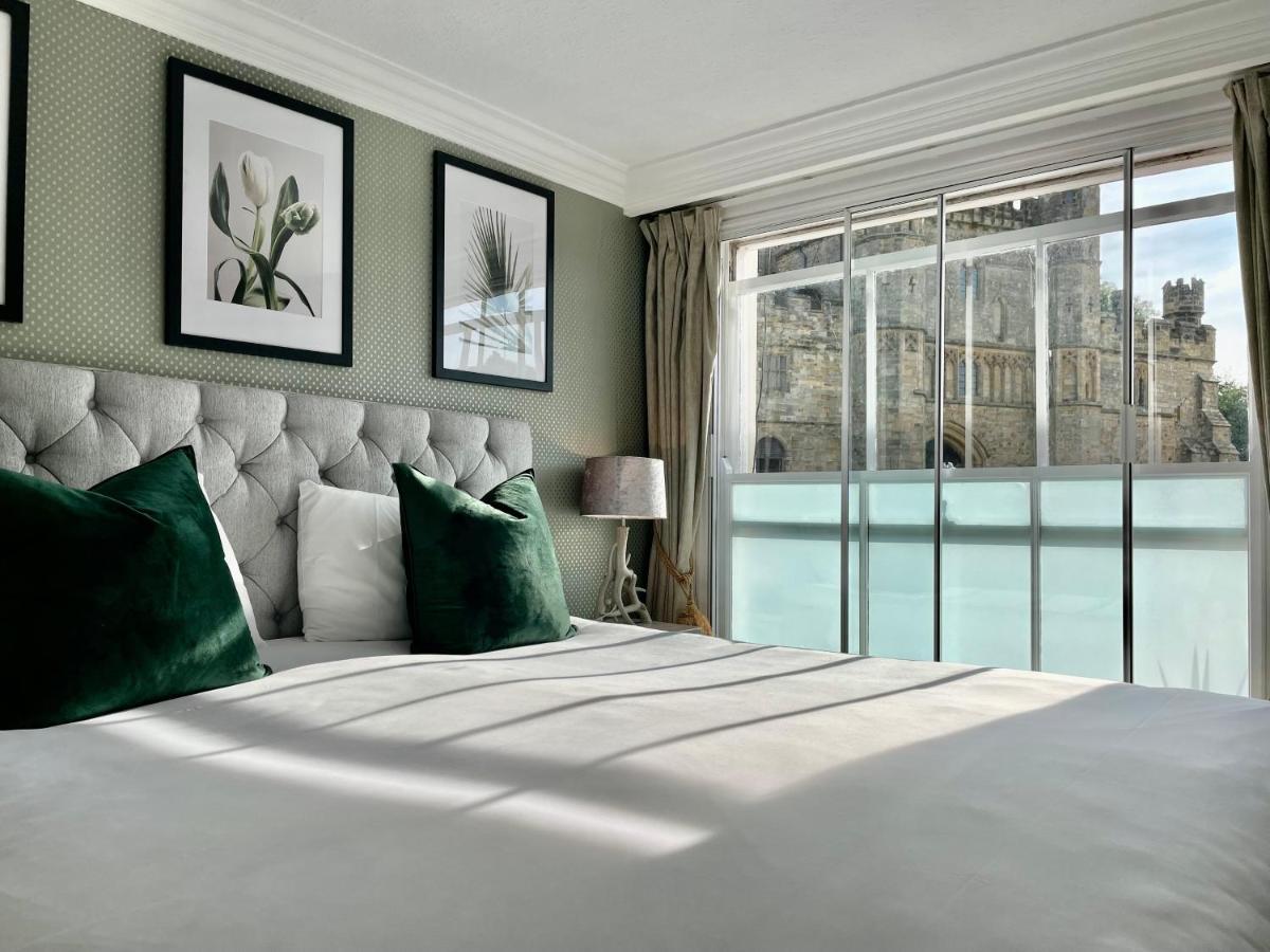 The Abbey Hotel Battle Luaran gambar